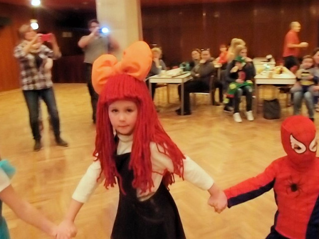 DĚTSKÝ KARNEVAL / PÍSKOMIL SE VRACÍ