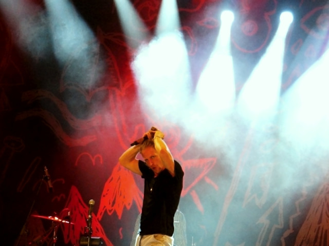 TOMÁŠ KLUS