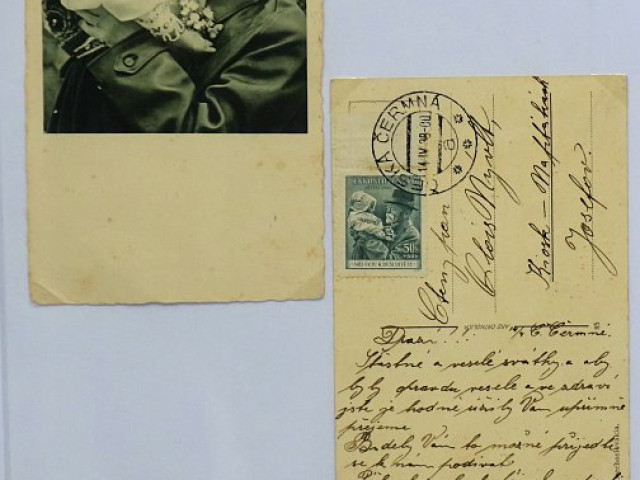 100 LET STÁTNOSTI / Výstava Klubu filatelistů