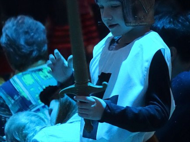 DĚTSKÝ KARNEVAL - Zpíváme a tančíme s Míšou