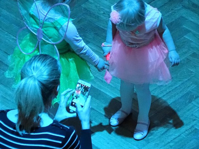 DĚTSKÝ KARNEVAL - Zpíváme a tančíme s Míšou