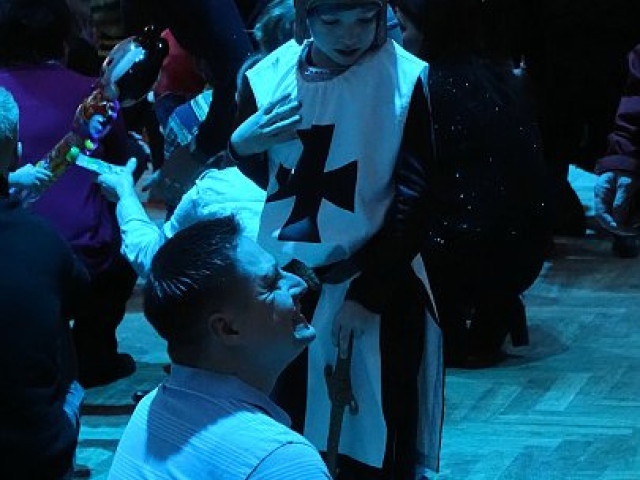 DĚTSKÝ KARNEVAL - Zpíváme a tančíme s Míšou