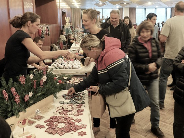 ADVENTNÍ FLER TRH