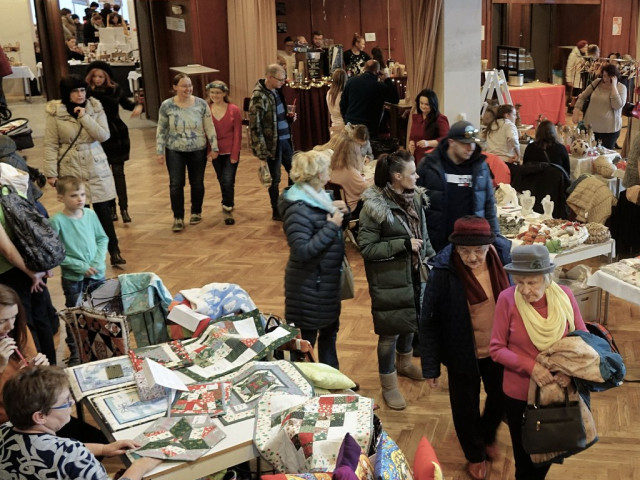 ADVENTNÍ FLER TRH