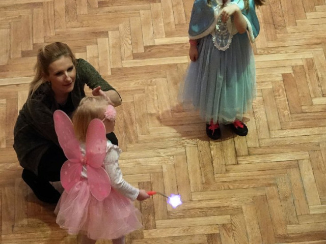 DĚTSKÝ KARNEVAL HÝBÁNKY S TÝNOU A ZDEŇKEM