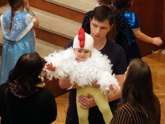 DĚTSKÝ KARNEVAL HÝBÁNKY S TÝNOU A ZDEŇKEM