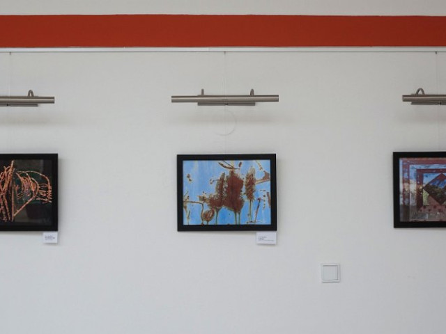 KLUB VÝTVARNÝCH UMĚLCŮ JIHLAVA - fotografie a plastiky