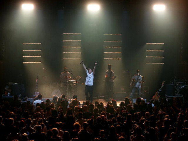 TOMÁŠ KLUS / koncert