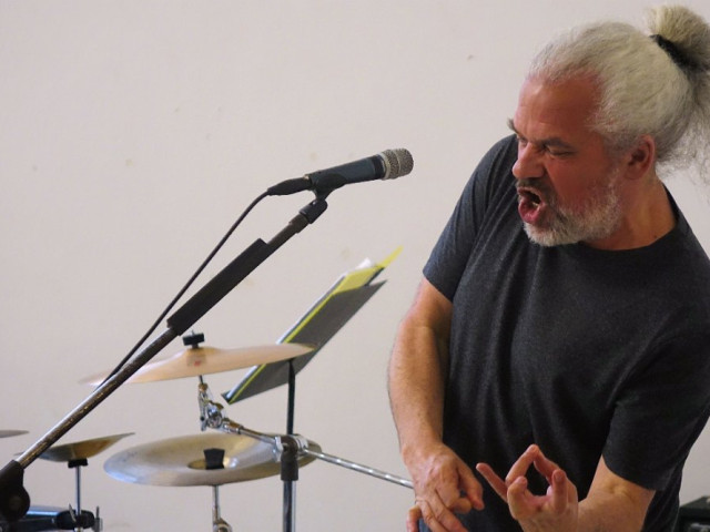 BLUES Z PANELÁKU - Pavel Hlaváč, obrazy