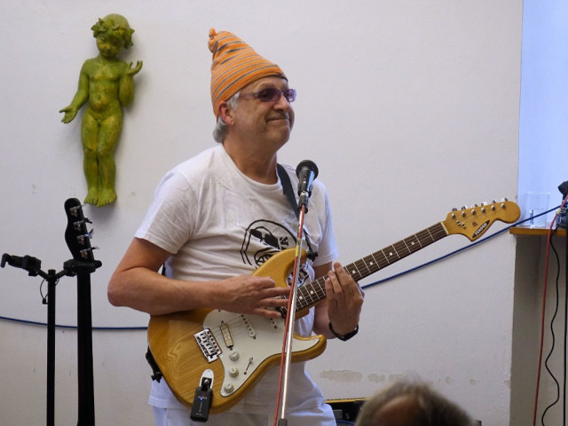 BLUES Z PANELÁKU - Pavel Hlaváč, obrazy