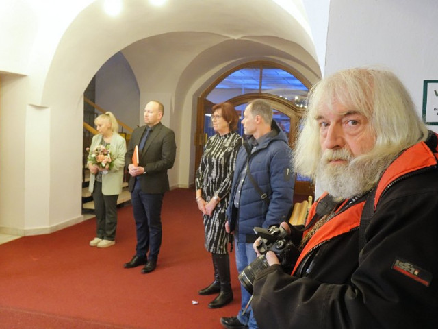 VÝSTAVA KLUBU VÝTVARNÝCH UMĚLCŮ HORÁCKA 2025
